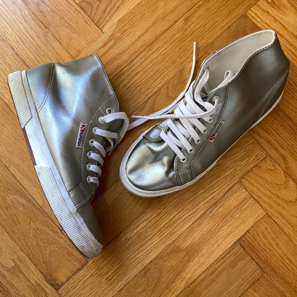 Superga/Abercrombie and Fitch sneakers